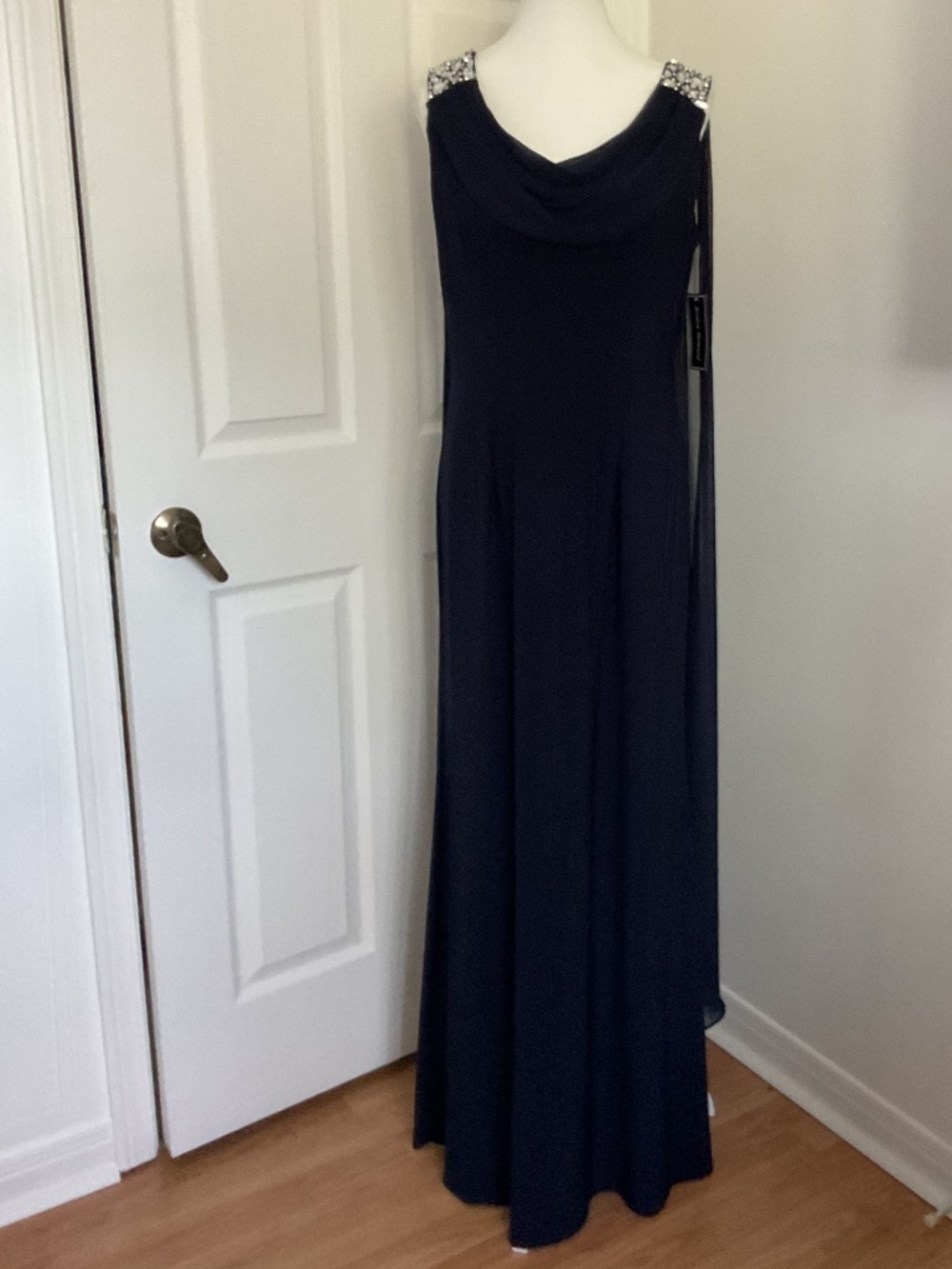 💐NWT💐 Jessica Howard Navy Sheath Floor-Length Dress Cape Sleeves - size 10